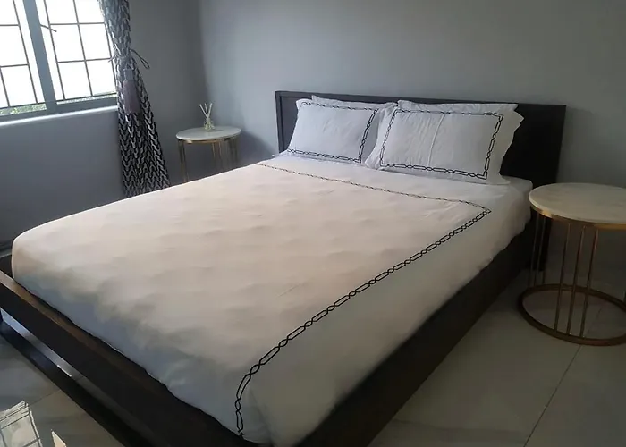 Luxury On 1B Patricia